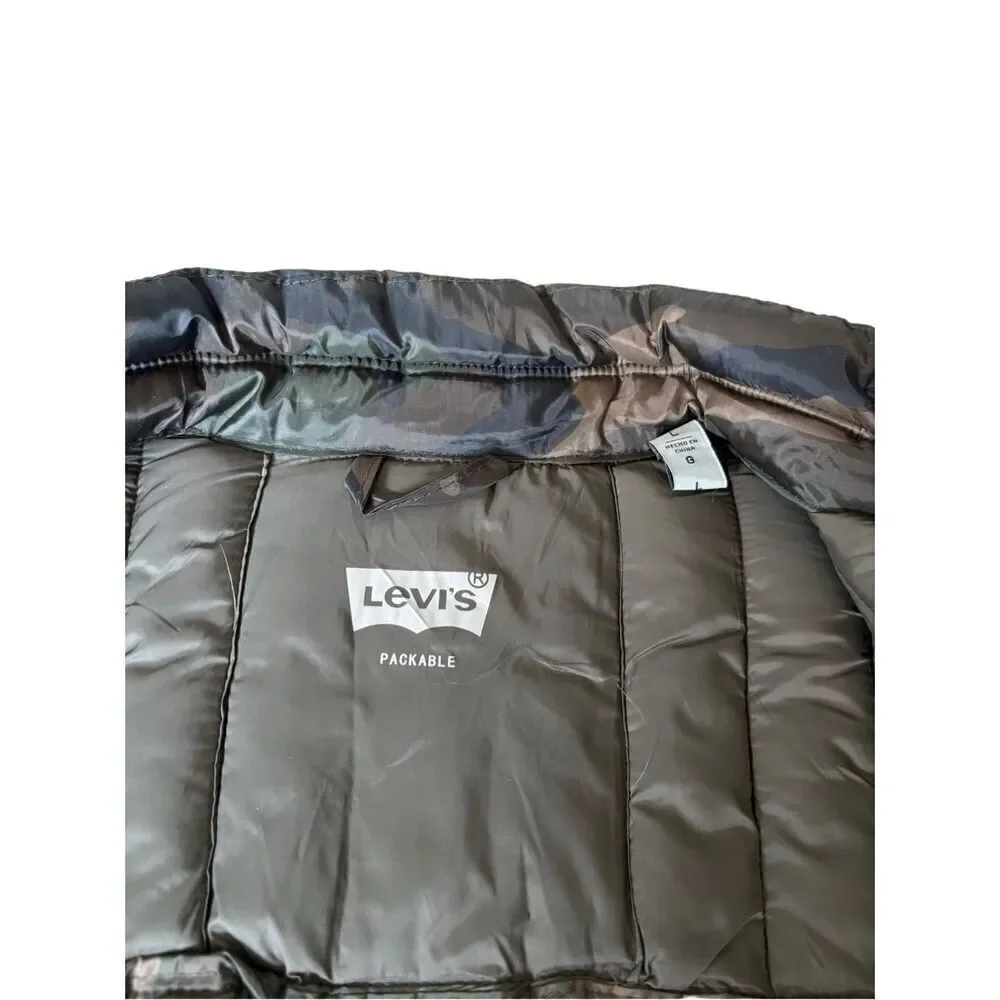 Levi’s‎ Men’s Packable Puffer Vest size L Camo Green
